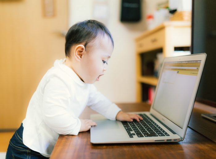 赤ちゃんもパソコンができる！？